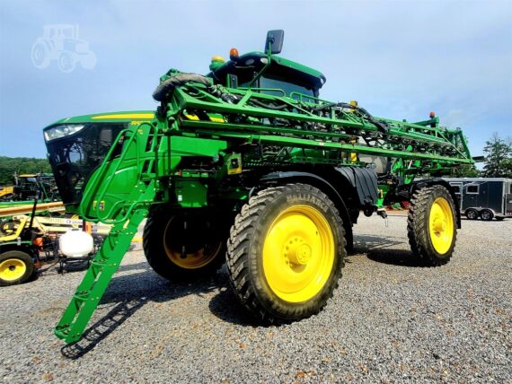 Самохідний обприскувач 2014 JOHN DEERE R4038