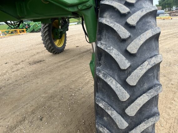 Самохідний обприскувач 2008 John Deere 4730 — изображение 12