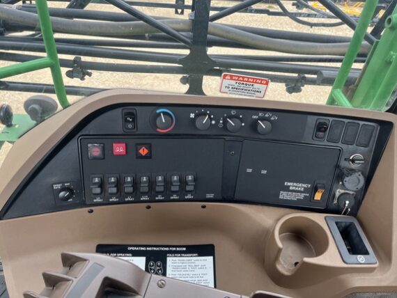 Самохідний обприскувач 2008 John Deere 4730 — изображение 21
