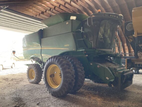 Комбайн 2012 John Deere S670