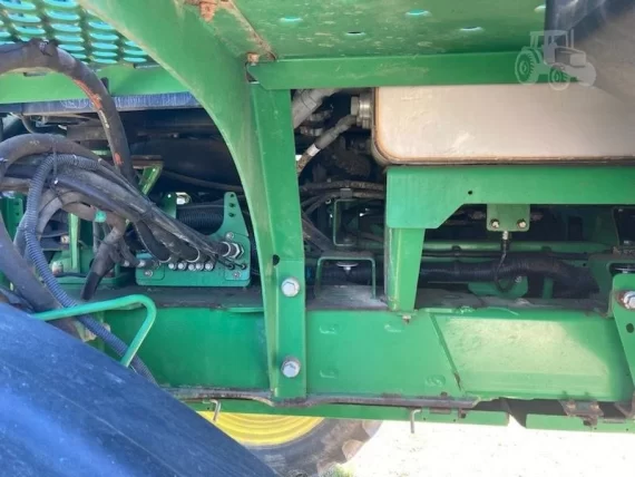Самохідний обприскувач 2014 JOHN DEERE R4030 — изображение 2
