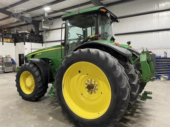 Трактор 2009 JOHN DEERE 8430 — изображение 11