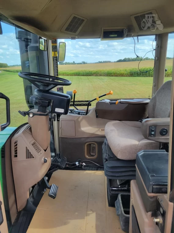 Трактор 2000 JOHN DEERE 9400 — изображение 20