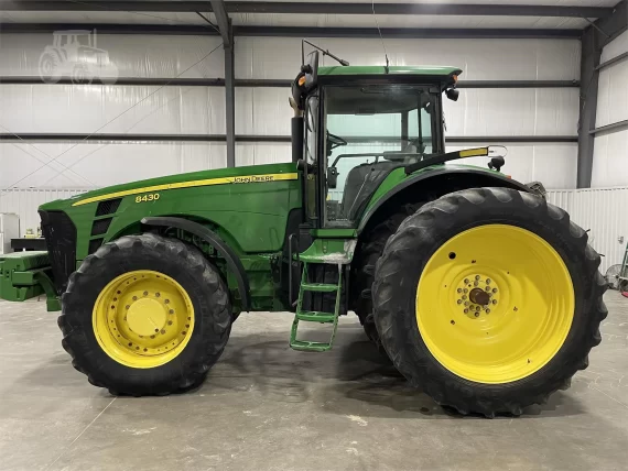 Трактор 2009 JOHN DEERE 8430 — изображение 12