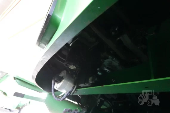 Комбайн 2010 JOHN DEERE 9670 STS — изображение 14