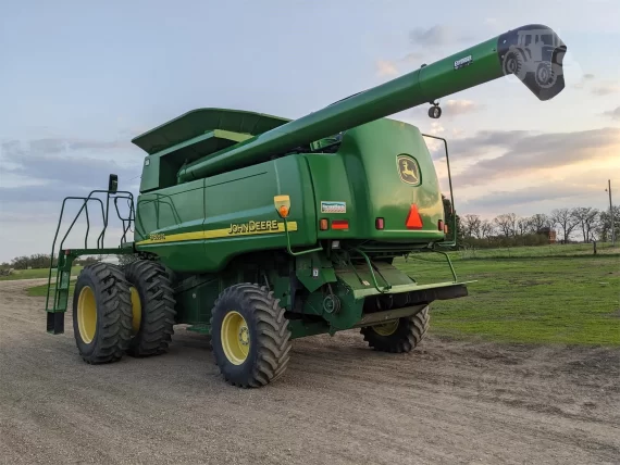 Комбайн 2002 JOHN DEERE 9750 STS — изображение 17