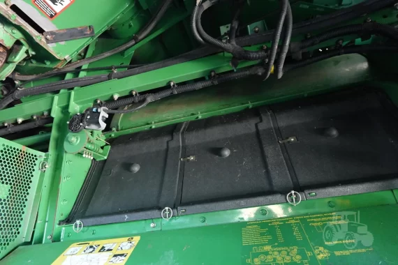 Комбайн 2010 JOHN DEERE 9670 STS — изображение 18