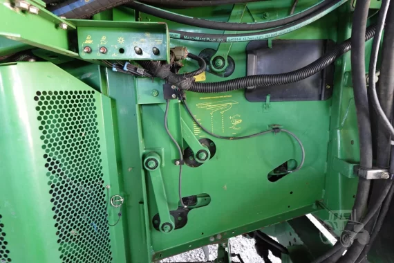 Комбайн 2010 JOHN DEERE 9670 STS — изображение 20