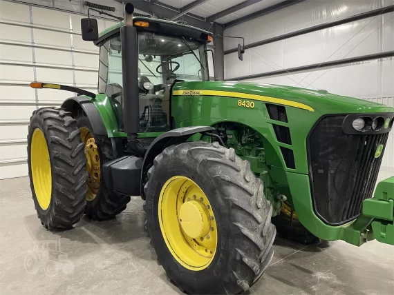 Трактор 2009 JOHN DEERE 8430 — изображение 4