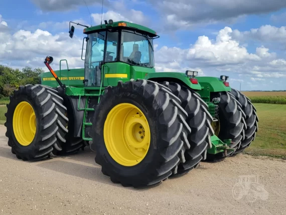 Трактор 2000 JOHN DEERE 9400 — изображение 11