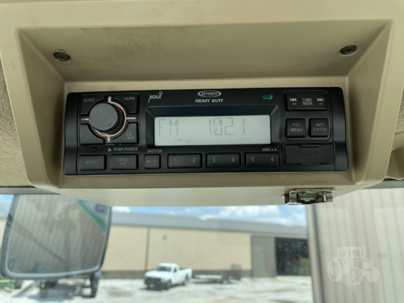 Трактор 2006 JOHN DEERE 8430 — изображение 35