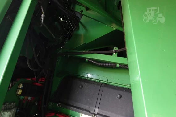Комбайн 2010 JOHN DEERE 9670 STS — изображение 30