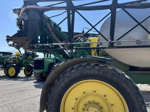 Самохідний обприскувач 2009 JOHN DEERE 4930 — изображение 31