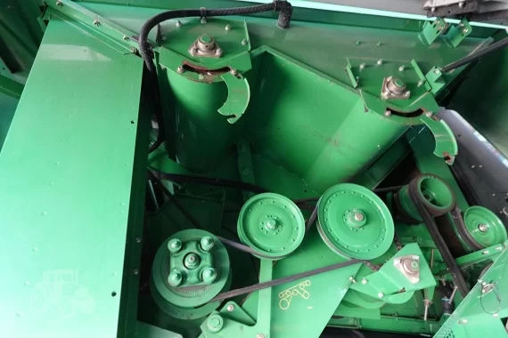Комбайн 2010 JOHN DEERE 9670 STS — изображение 31