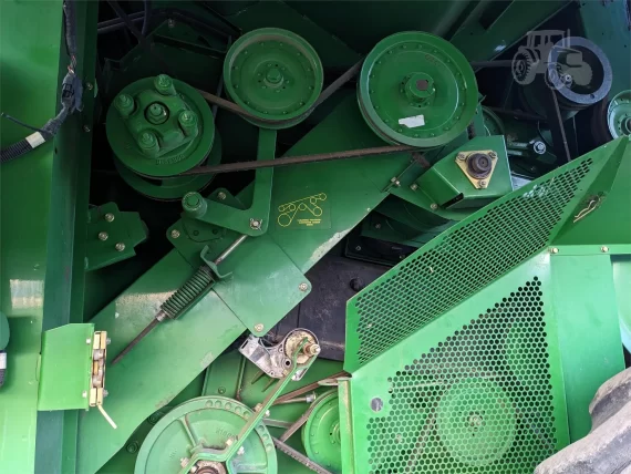 Комбайн 2002 JOHN DEERE 9750 STS — изображение 32
