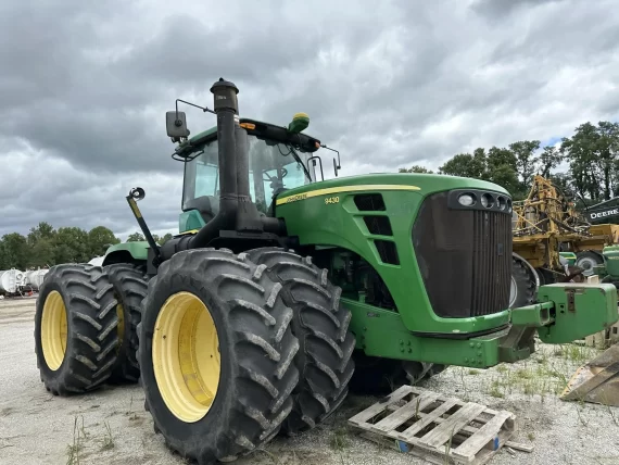 Трактор 2010 JOHN DEERE 9430