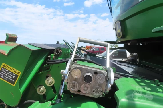 Комбайн 2009 JOHN DEERE 9670 STS — изображение 10