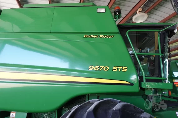 Комбайн 2010 JOHN DEERE 9670 STS — изображение 9
