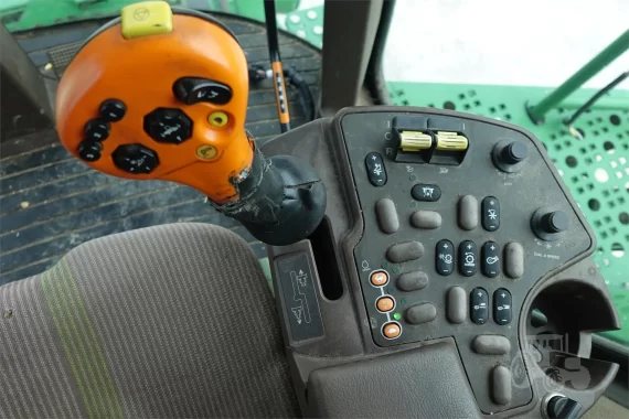 Комбайн 2004 JOHN DEERE 9660 STS — изображение 26
