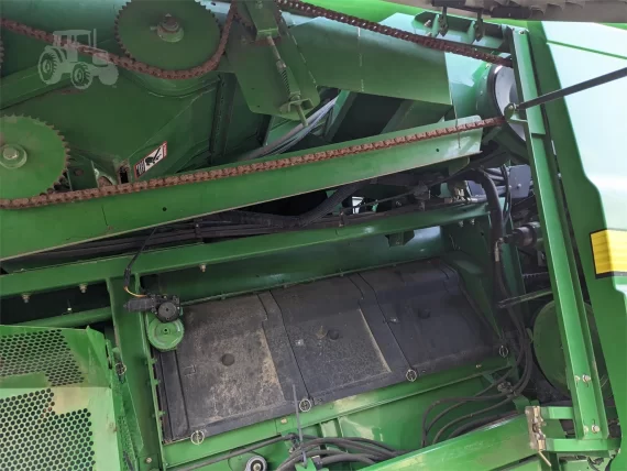 Комбайн 2002 JOHN DEERE 9750 STS — изображение 10