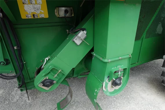 Комбайн 2004 JOHN DEERE 9660 STS — изображение 31