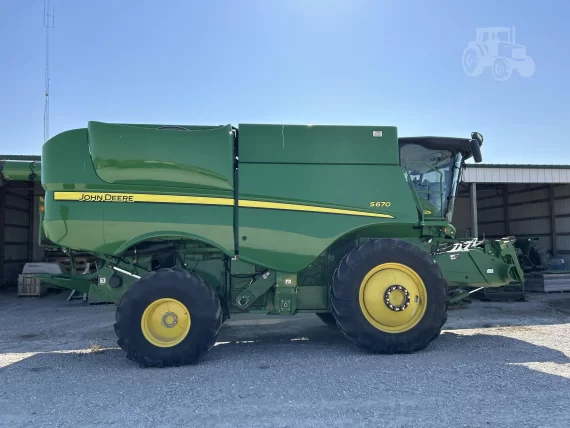 Комбайн 2013 JOHN DEERE S670